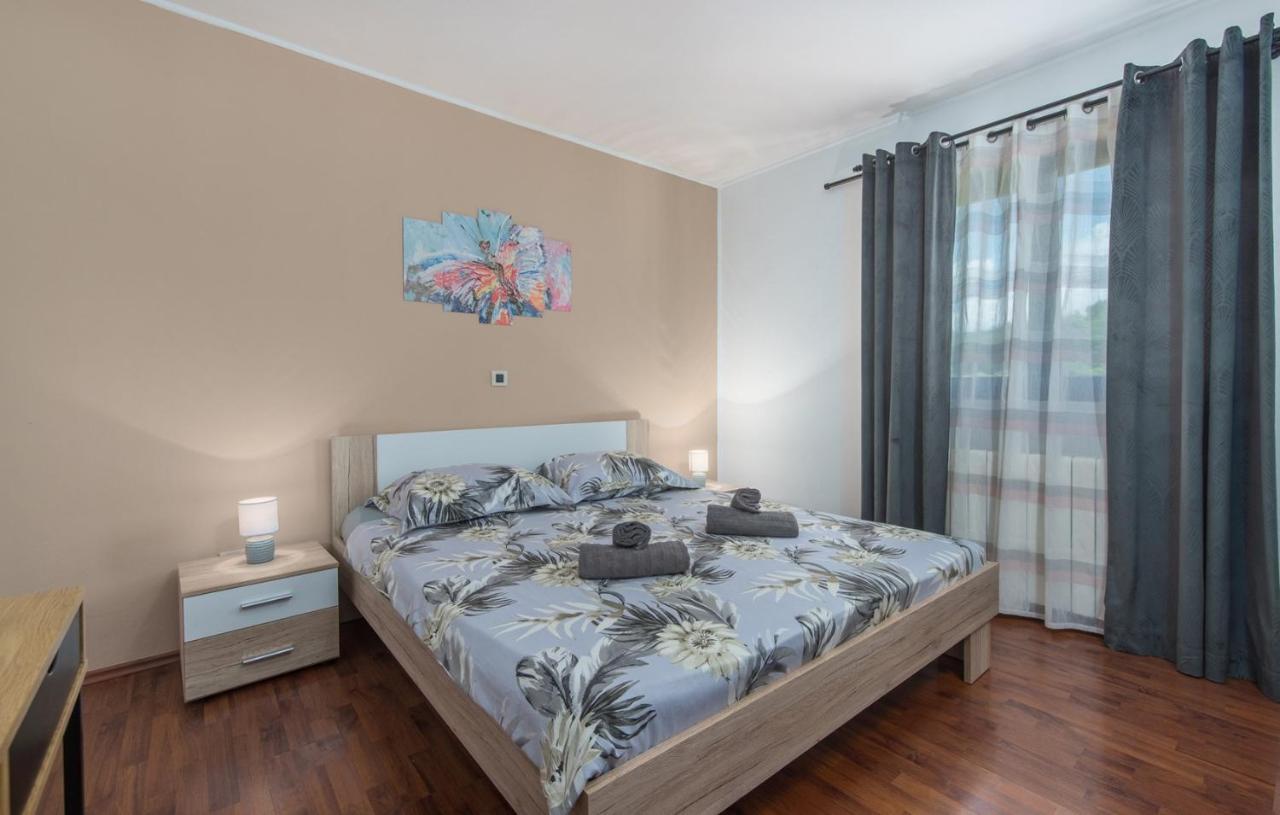 Holiday House Vita Tinjan 部屋 写真